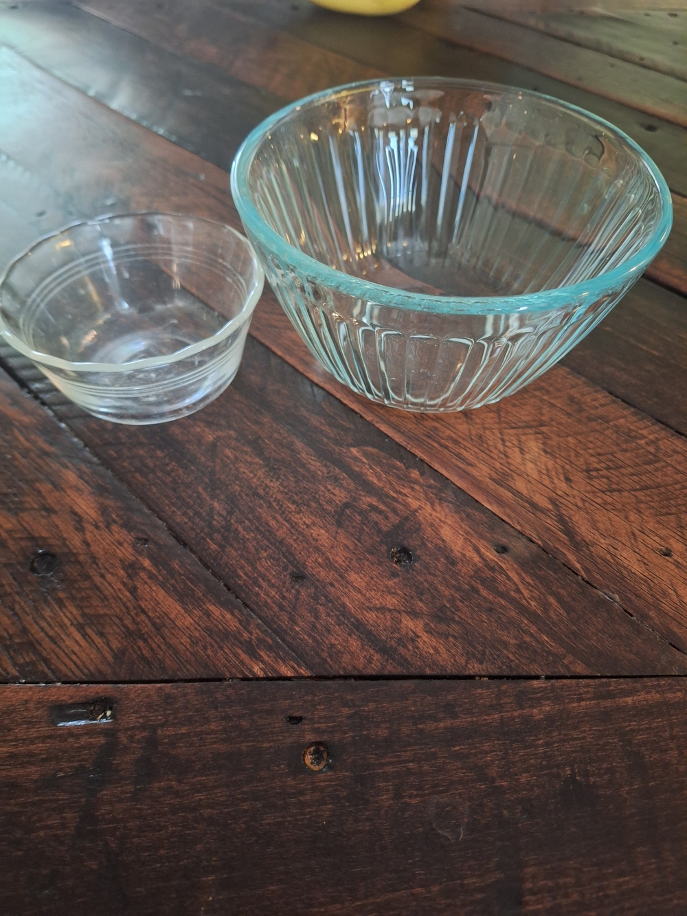 Pyrex Clear Glass Mixing Bowls Set - Clear and Aqua Tint